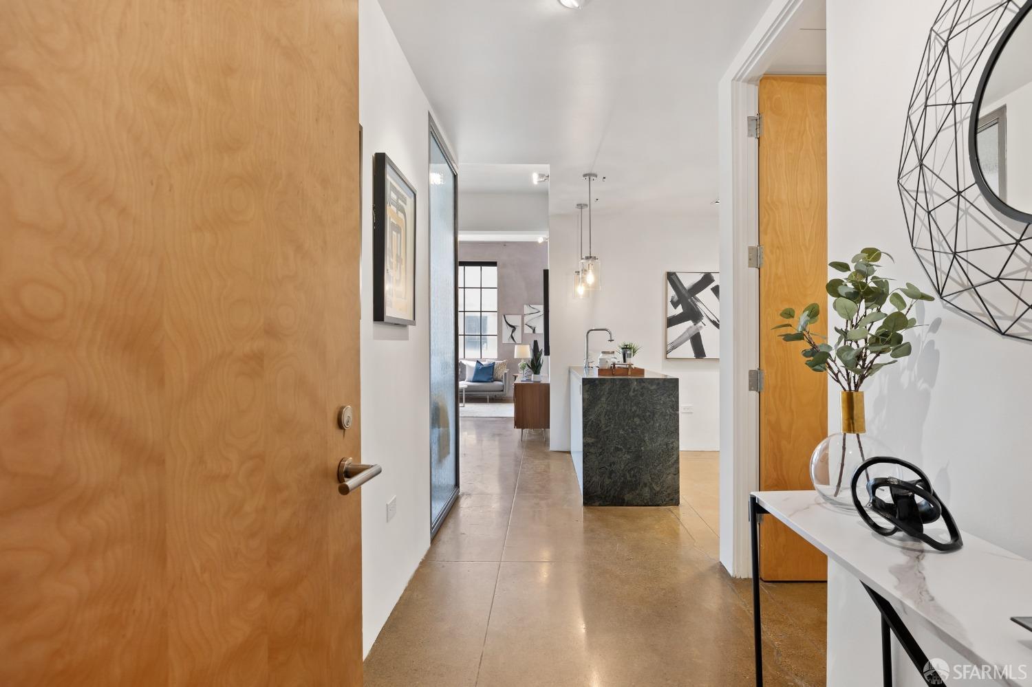 Photo #5: 423914891 Listing 