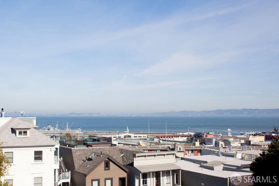 Detail Gallery Image 1 of 1 For 763 Bay St, San Francisco,  CA 94109 - 3 Beds | 2/1 Baths