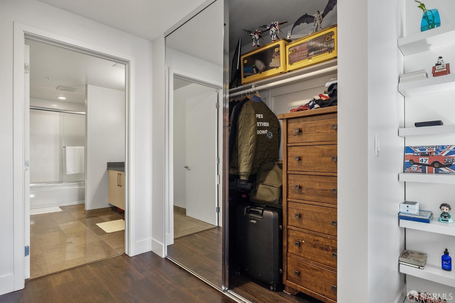 Photo #30: 423915395 Listing 