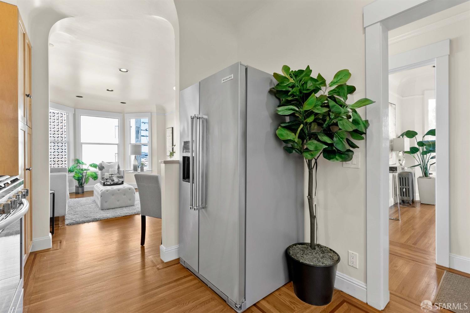Photo #9: 423915613 Listing 