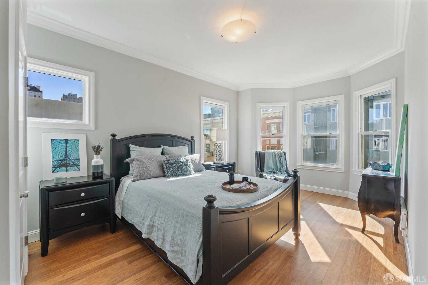 Photo #18: 423915996 Listing 