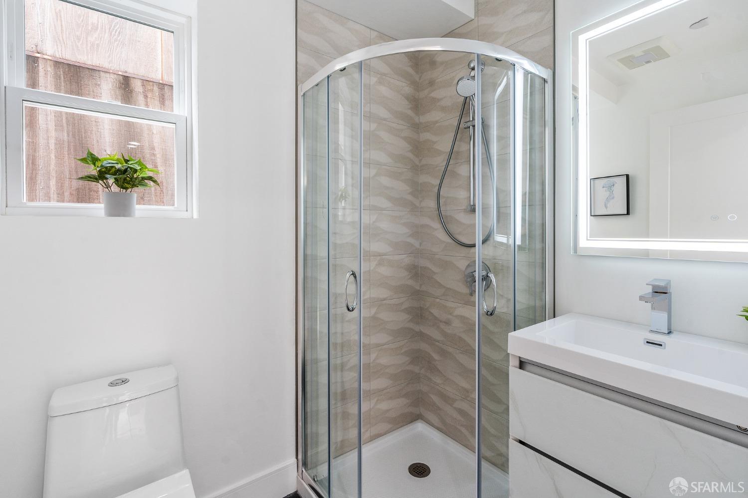 Photo #28: 423916355 Listing 