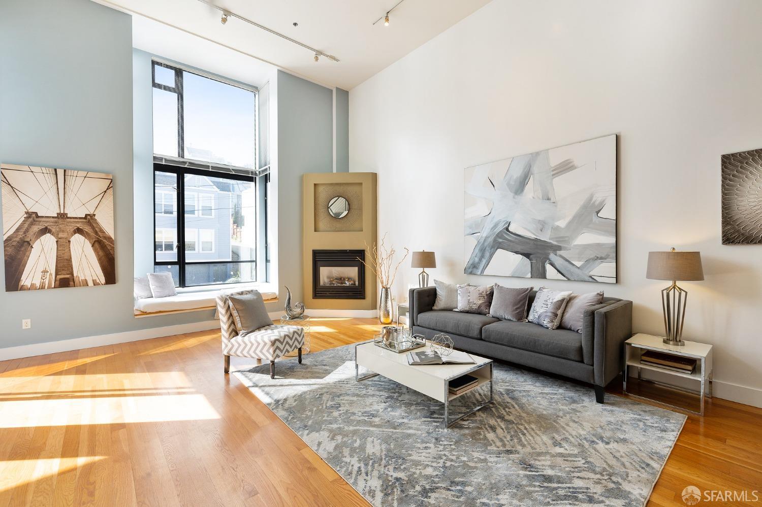 Photo #18: 423916390 Listing 