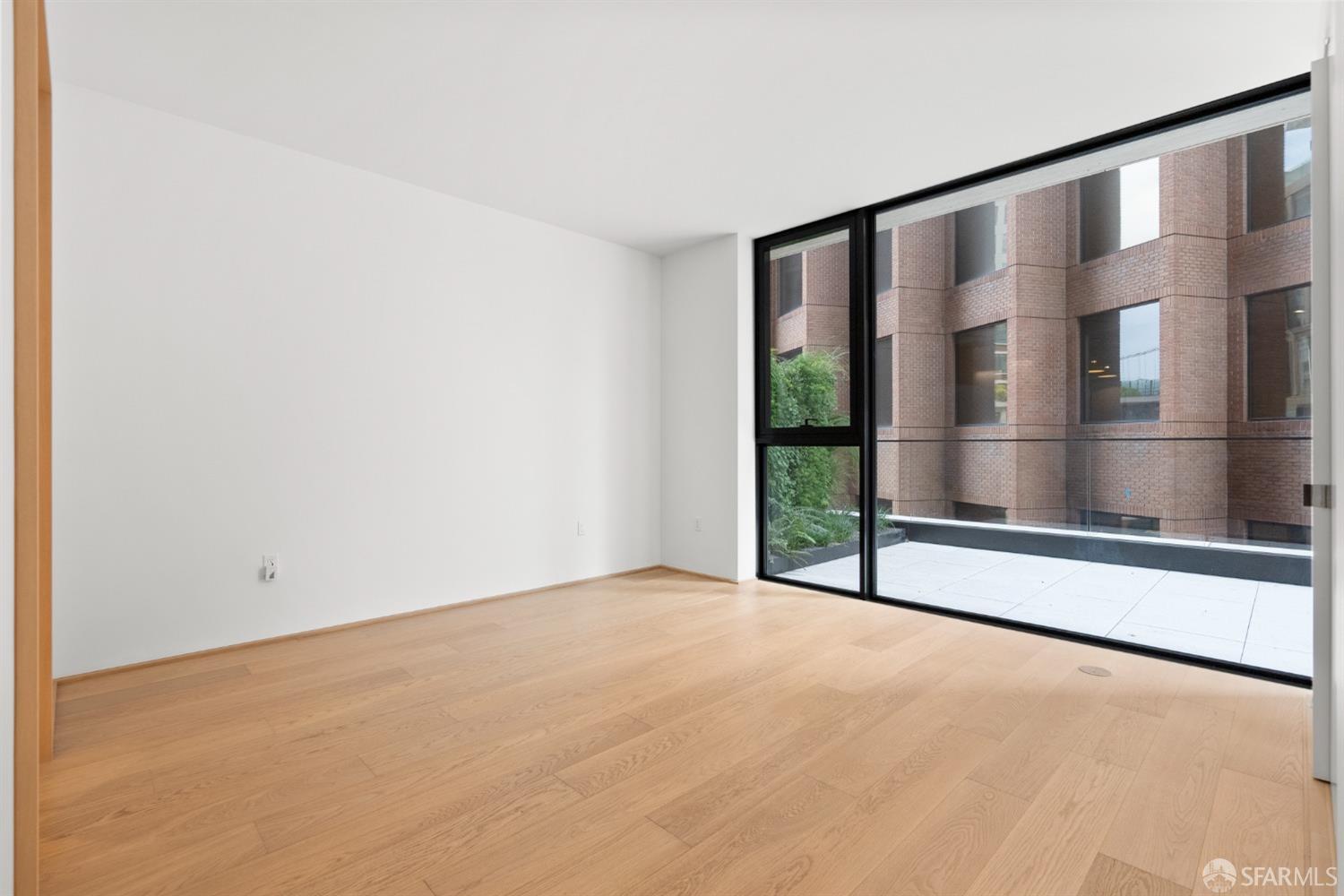 Photo #13: 423911928 Listing 