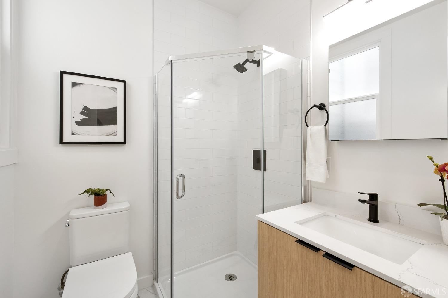 Photo #18: 423916952 Listing 