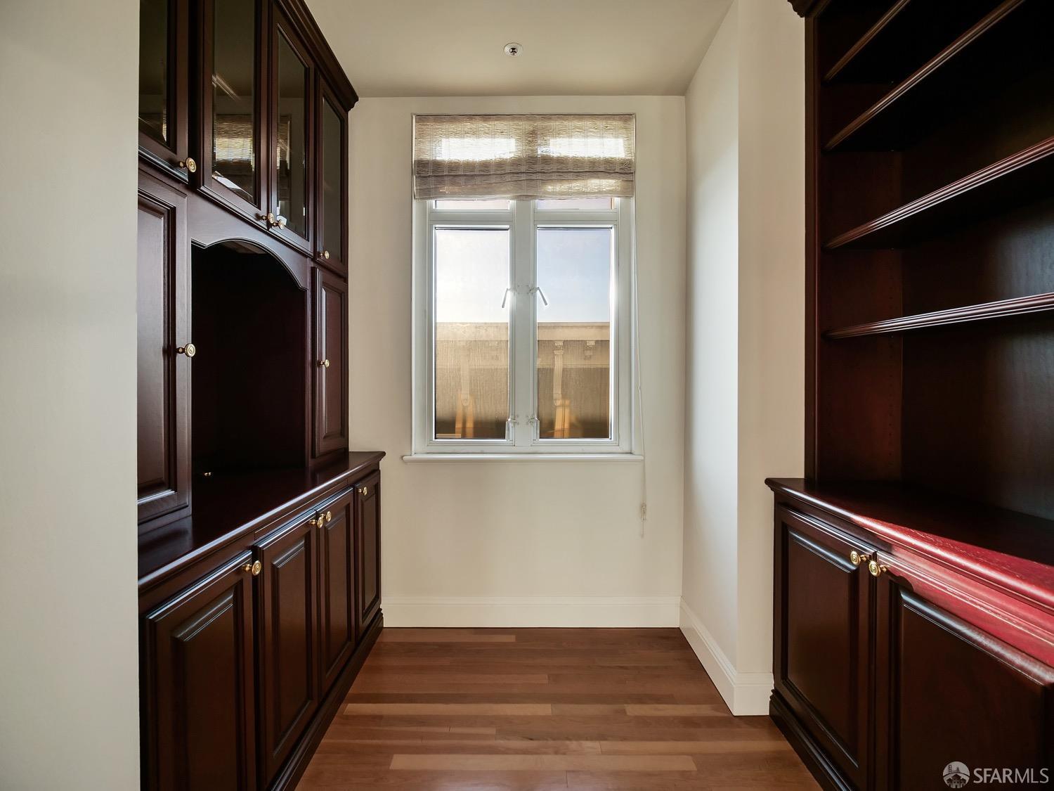 Detail Gallery Image 11 of 30 For 1340 Clay St #502,  San Francisco,  CA 94109 - 2 Beds | 2 Baths