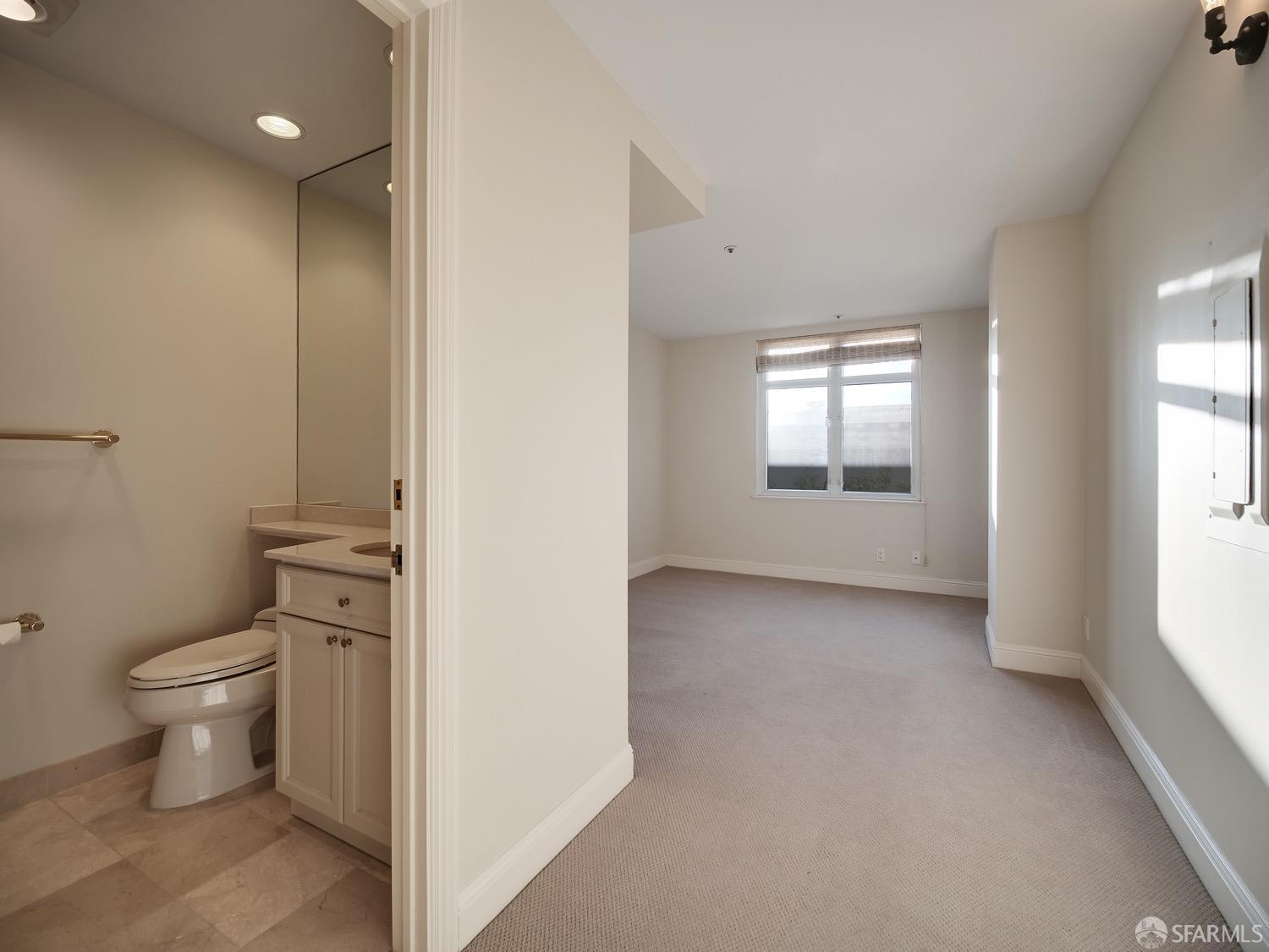 Detail Gallery Image 18 of 30 For 1340 Clay St #502,  San Francisco,  CA 94109 - 2 Beds | 2 Baths