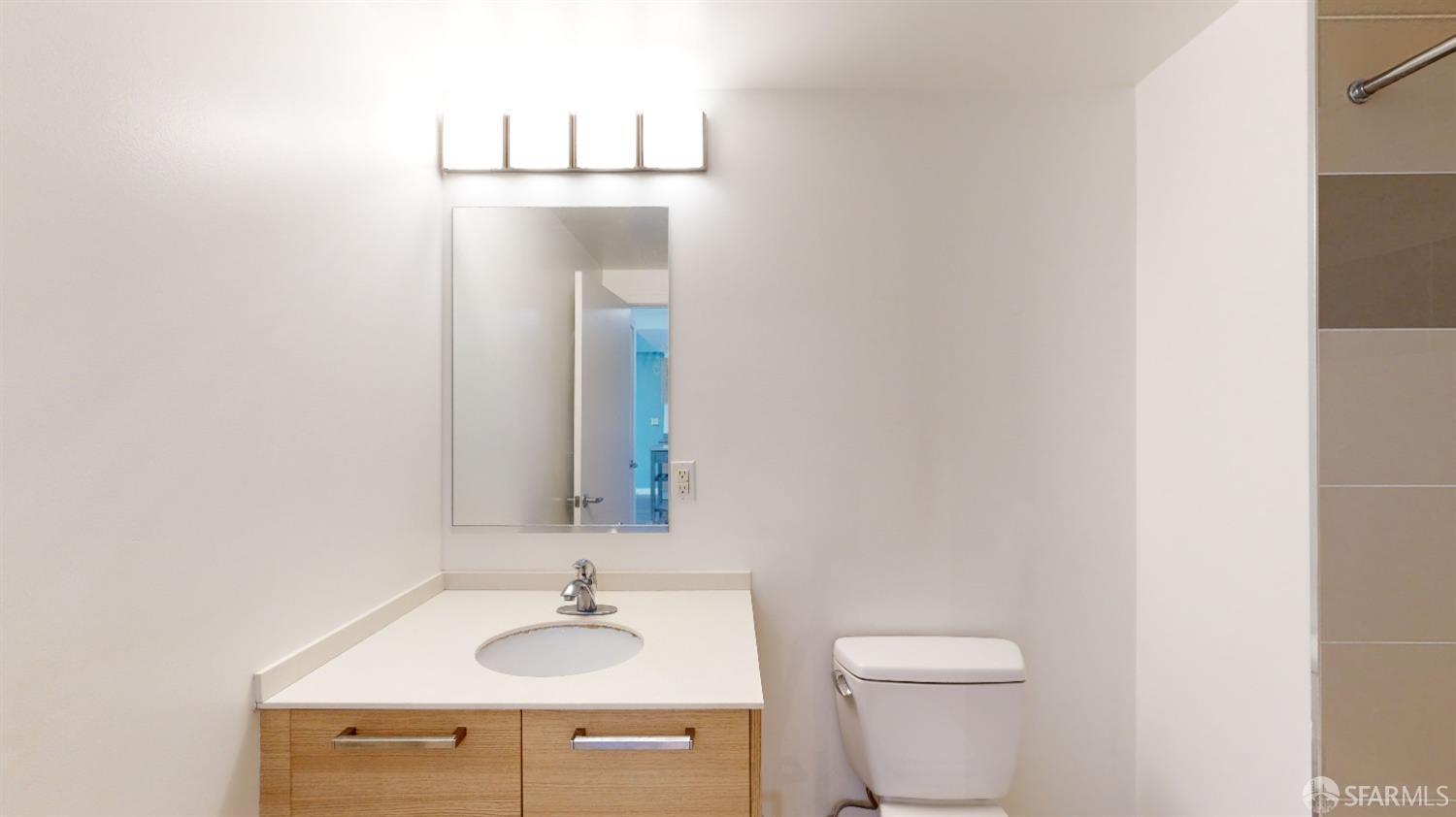 Photo #13: 423917135 Listing 