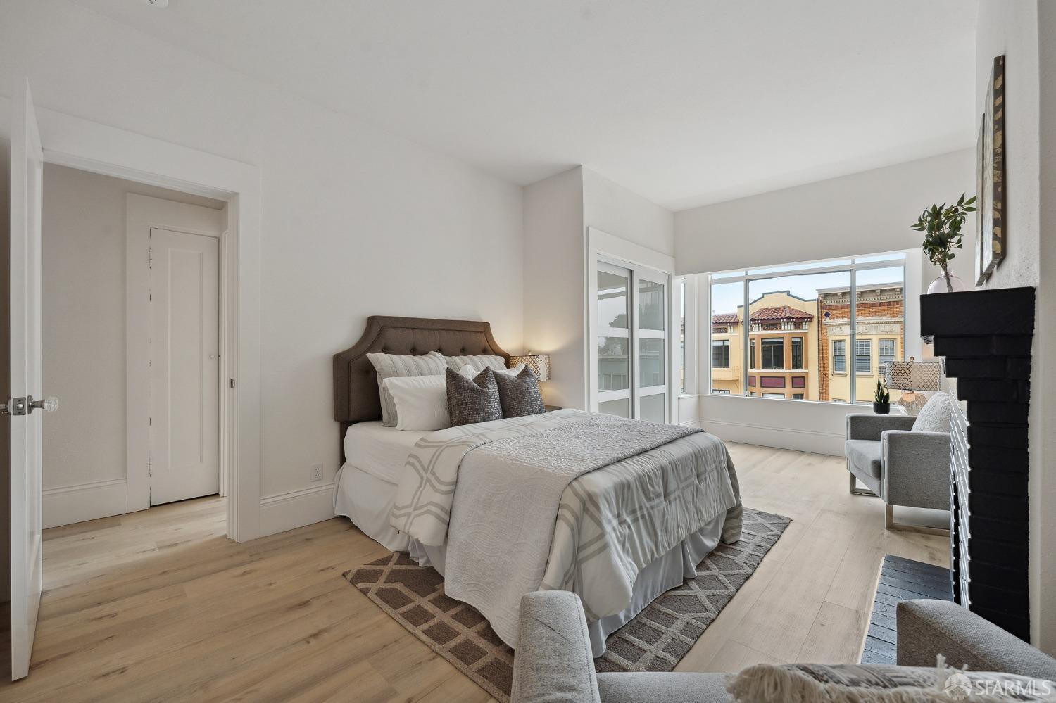 Photo #21: 423917808 Listing 