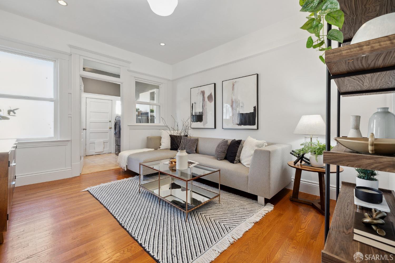 Photo #19: 423918090 Listing 