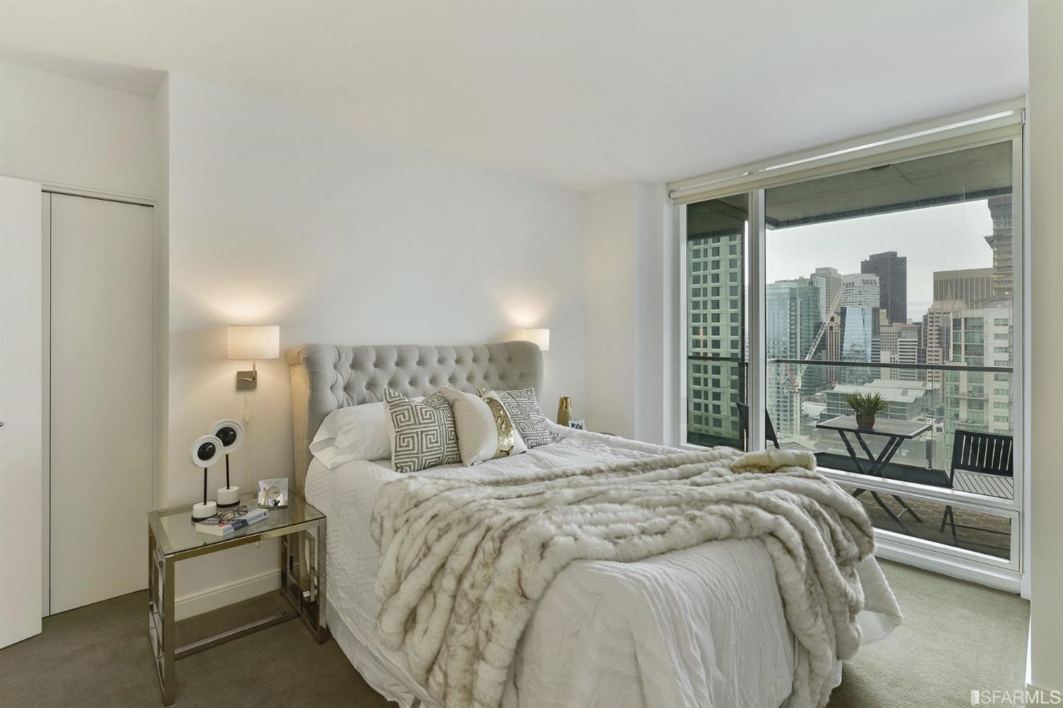 Photo #13: 423918468 Listing 