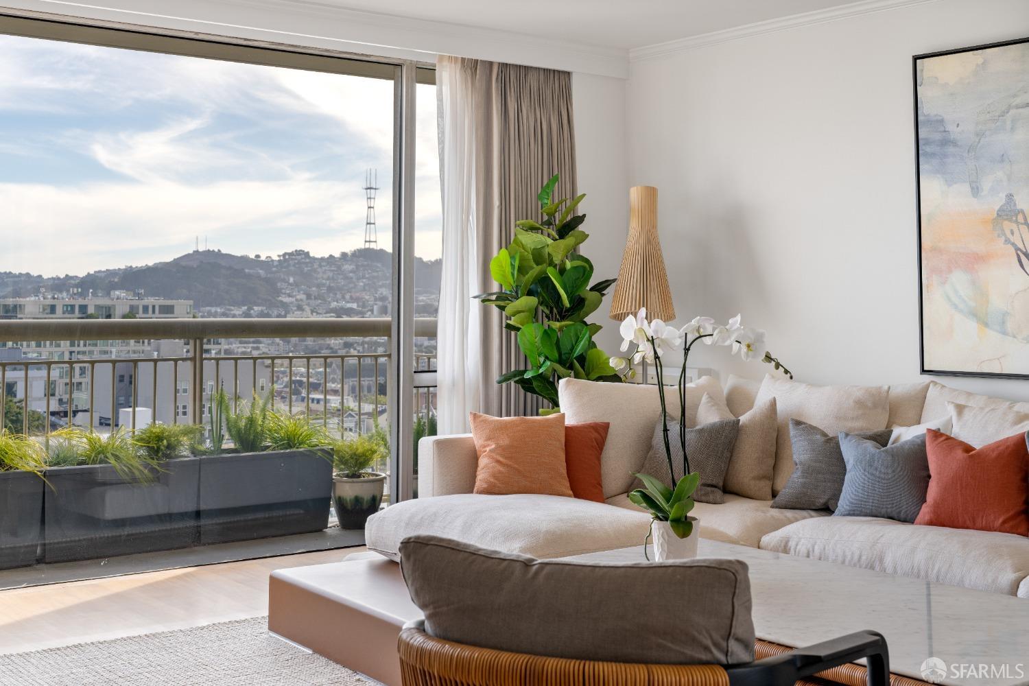 Detail Gallery Image 4 of 24 For 2200 Pacific Ave 11f,  San Francisco,  CA 94115 - 2 Beds | 2 Baths