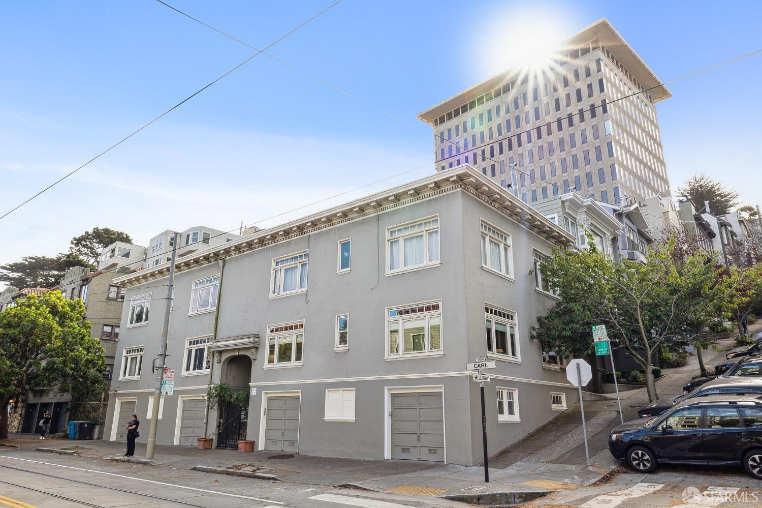 Photo #27: 423918501 Listing 