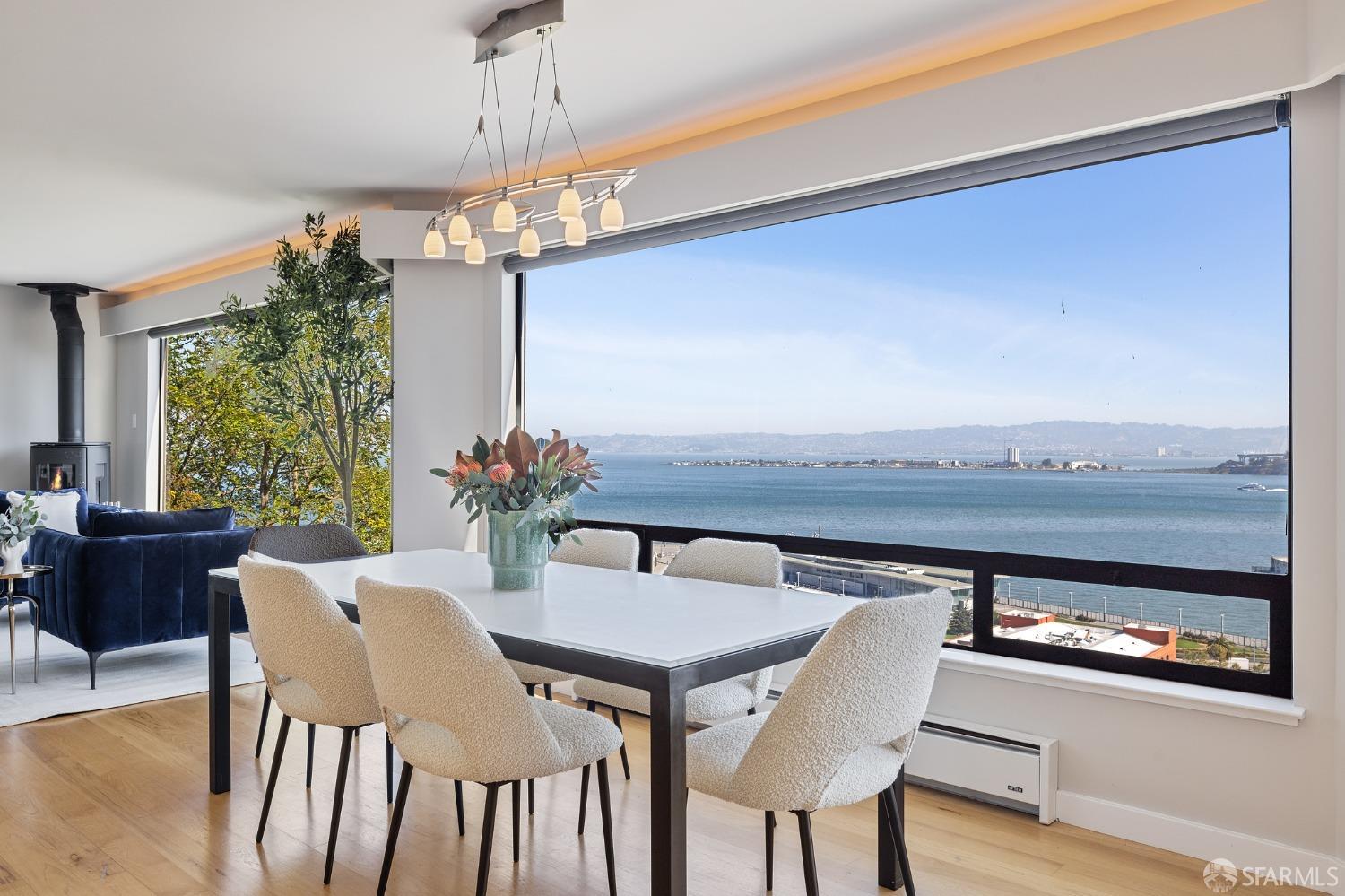 Photo #16: 423918674 Listing 