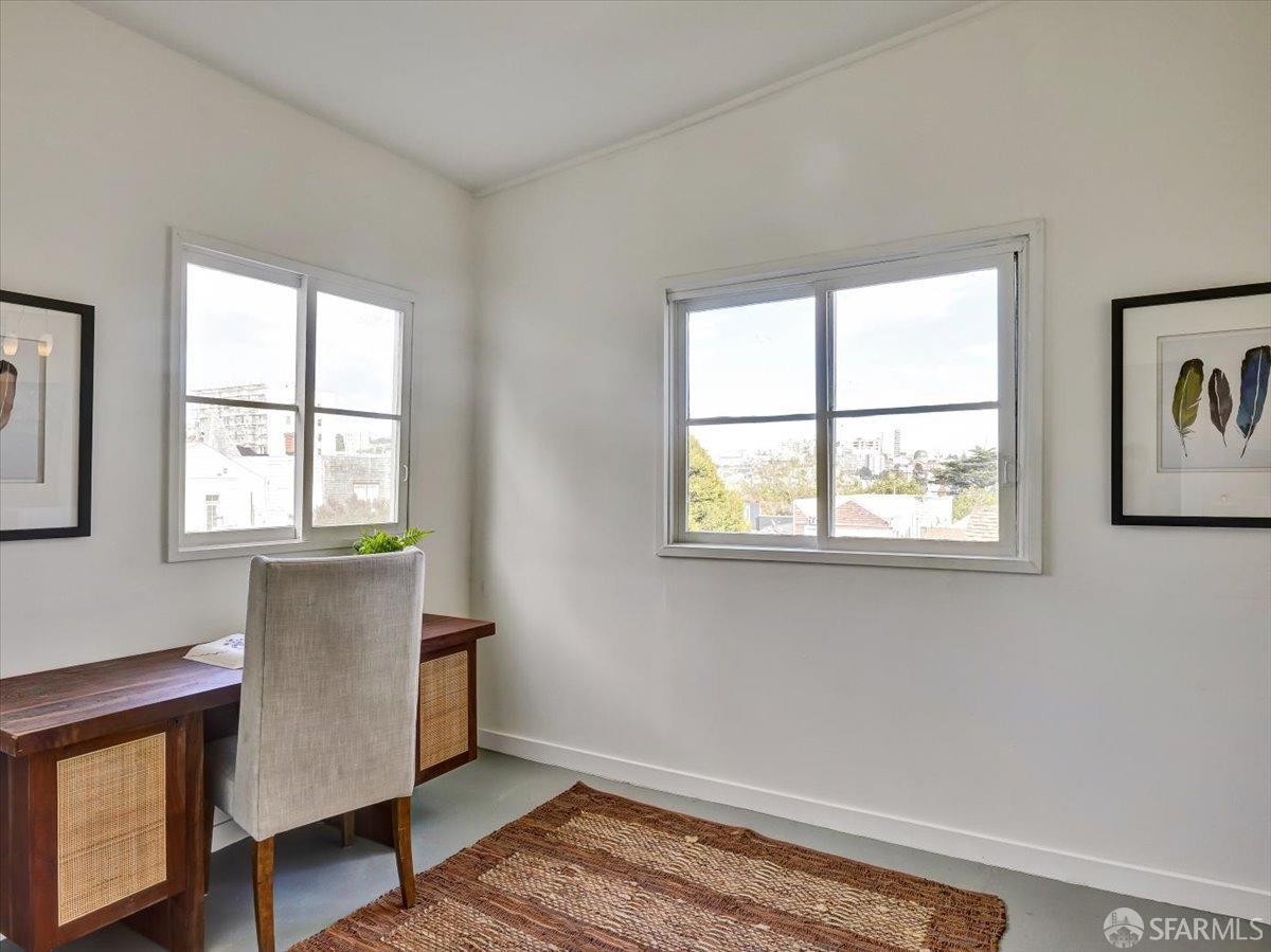 Photo #23: 423918819 Listing 
