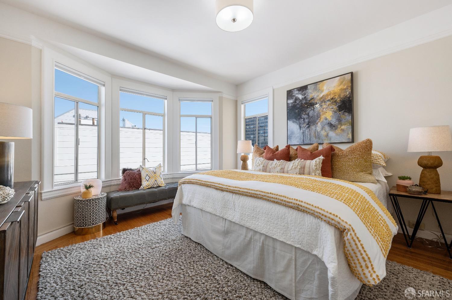 Photo #25: 423918667 Listing 