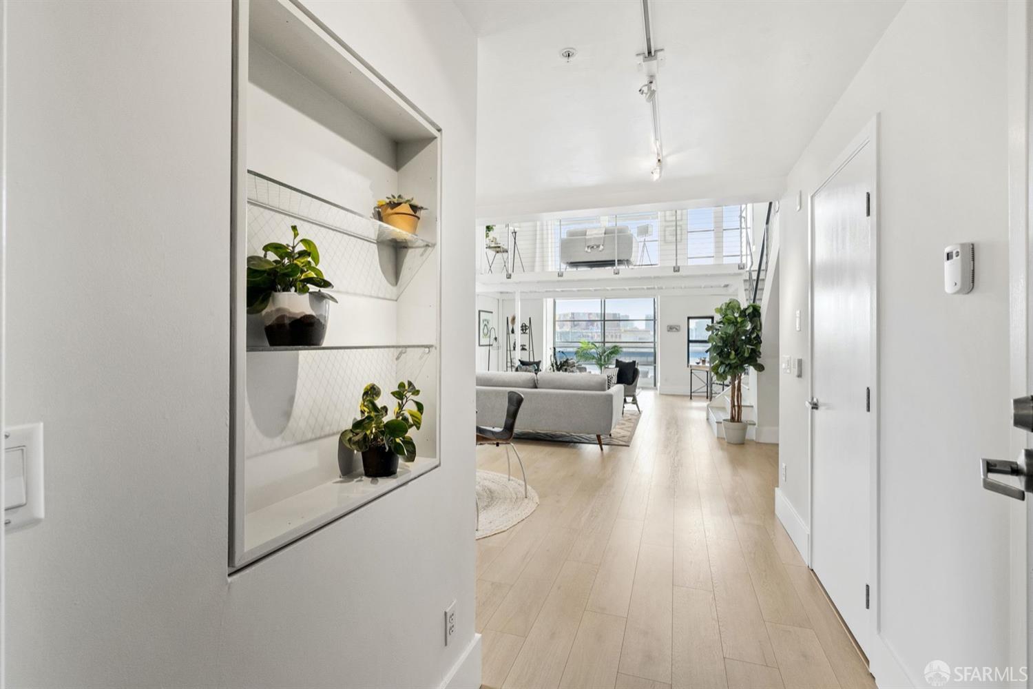 Photo #3: 423919362 Listing 
