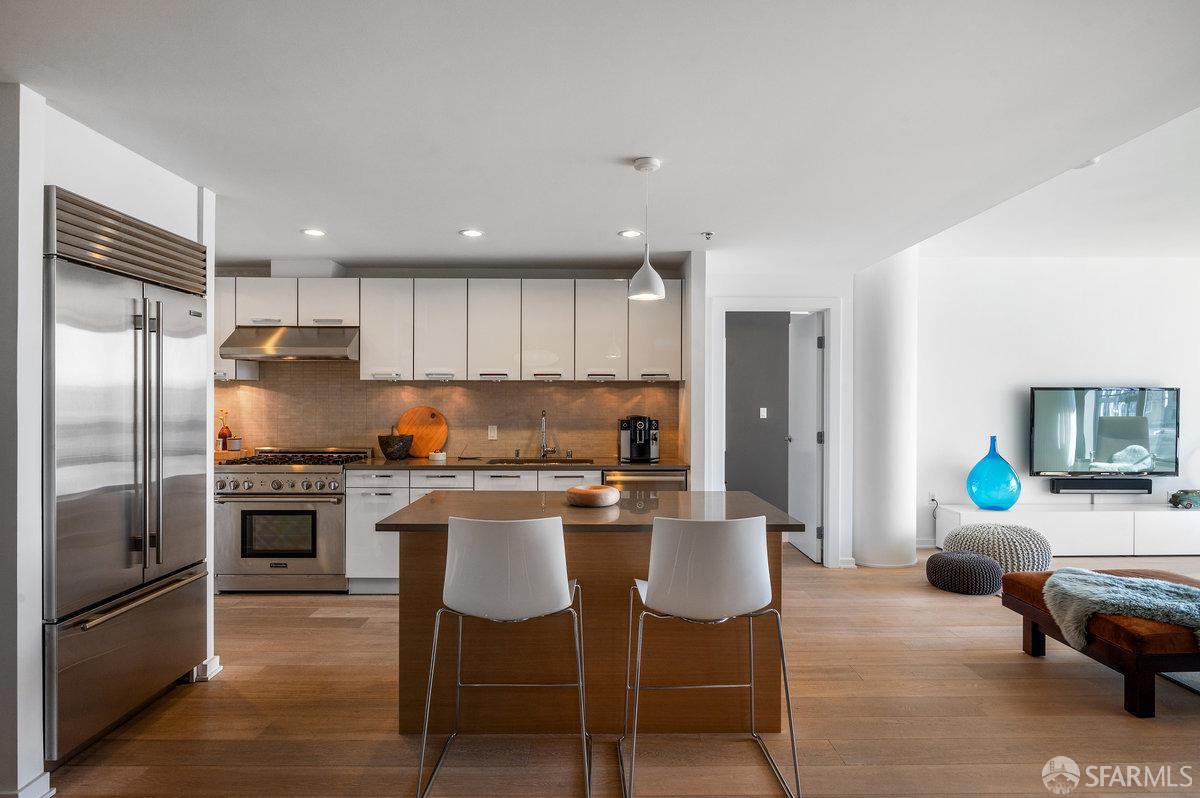 Photo #7: 423900316 Listing 