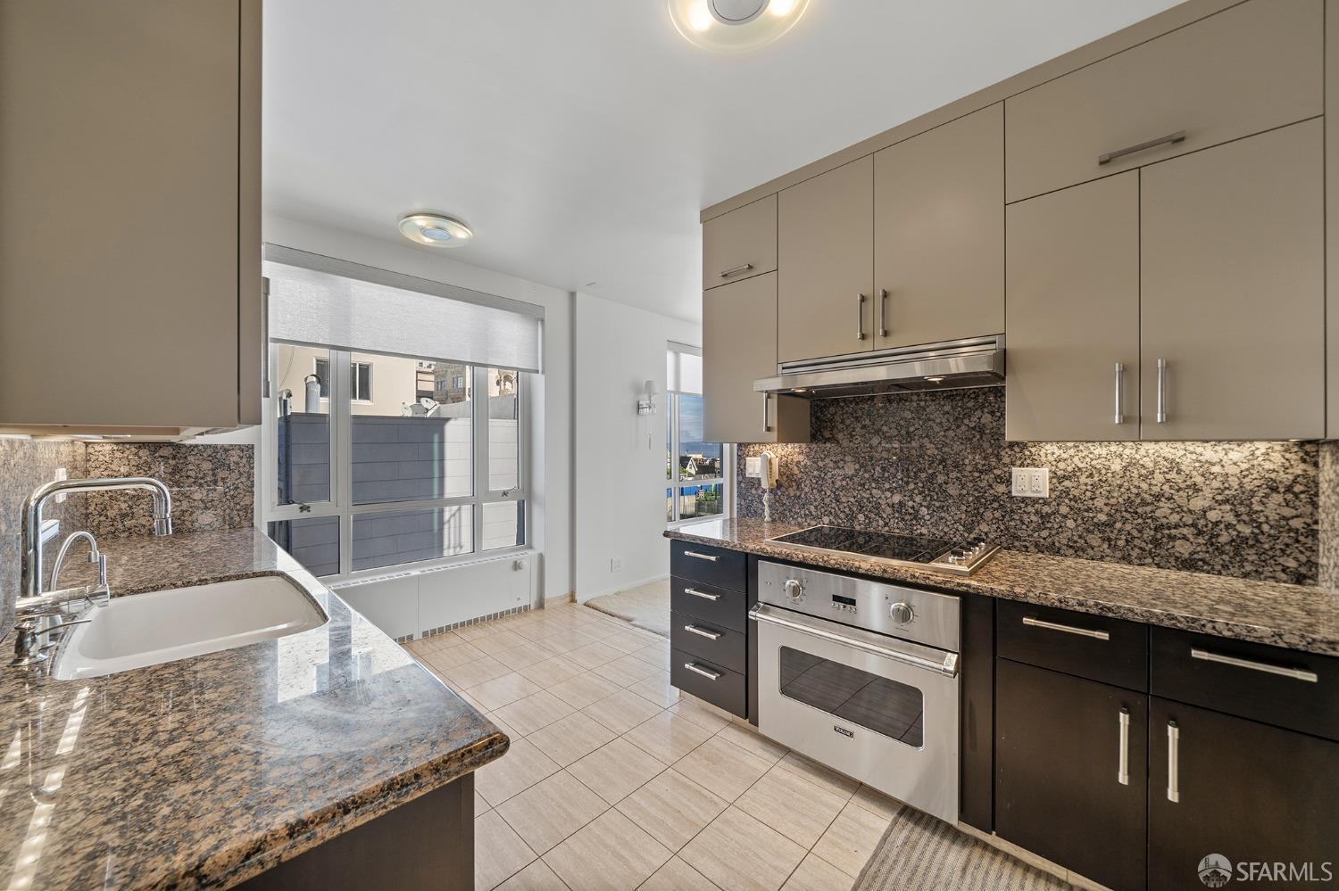 Photo #20: 423918874 Listing 