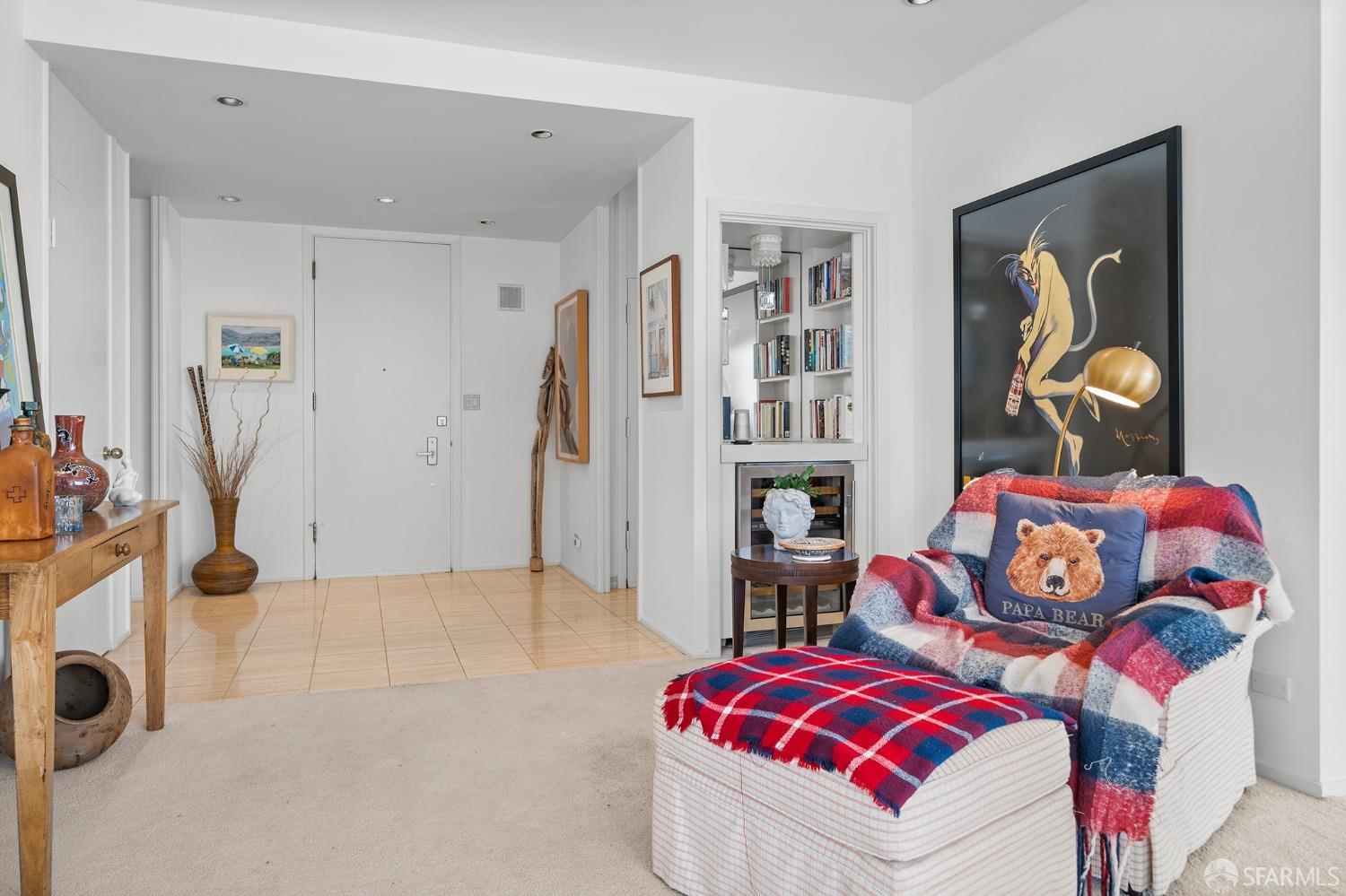 Photo #11: 423918874 Listing 