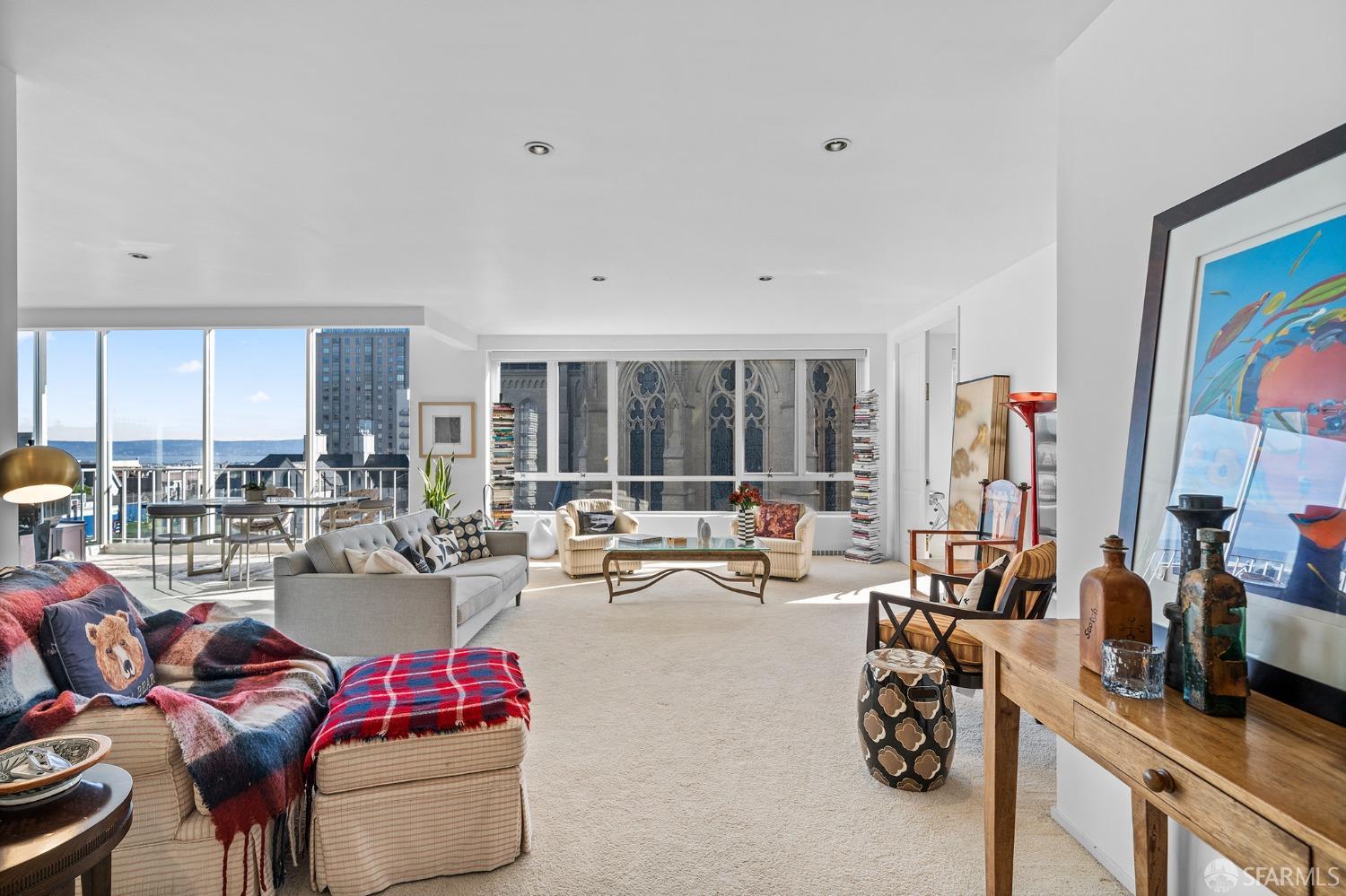 Photo #9: 423918874 Listing 