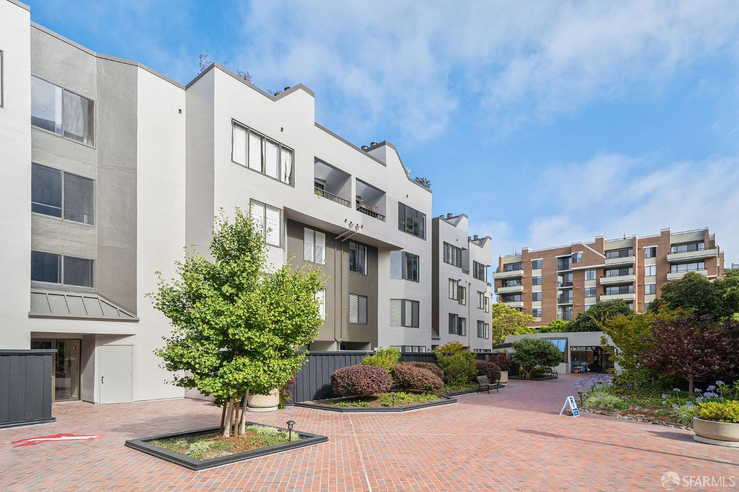 Photo #38: 423919769 Listing: Photo #38