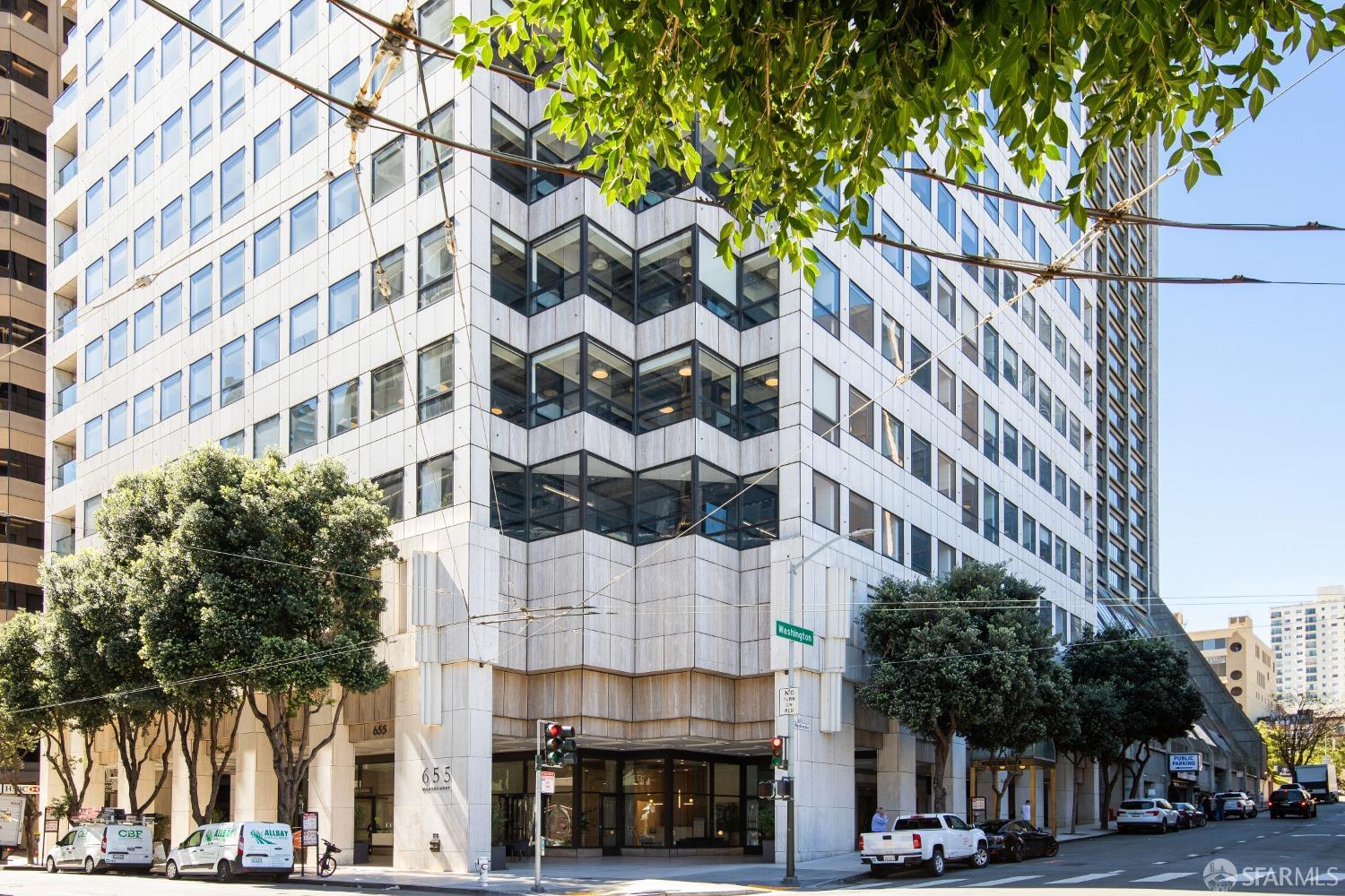 Photo #38: 423920388 Listing: Photo #38