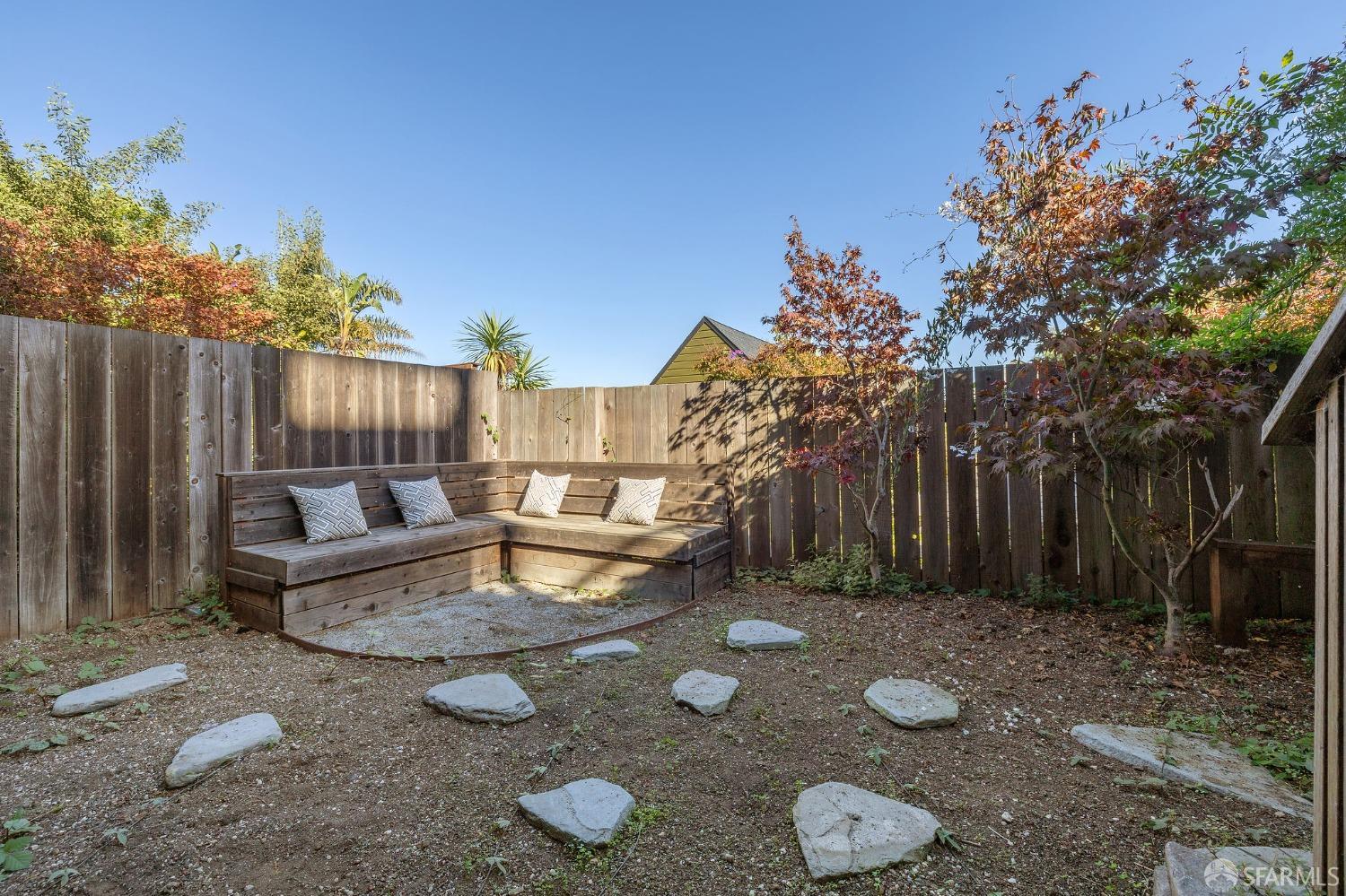 Photo #57: 423921666 Listing: Photo #57