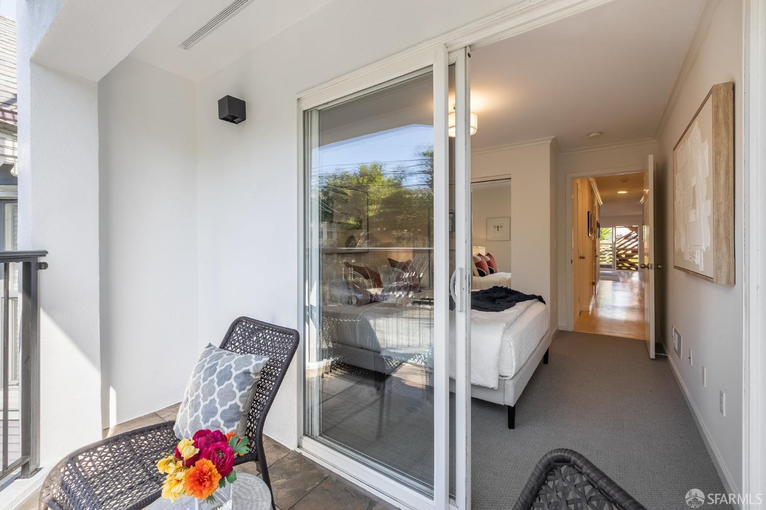 Photo #28: 423922393 Listing 