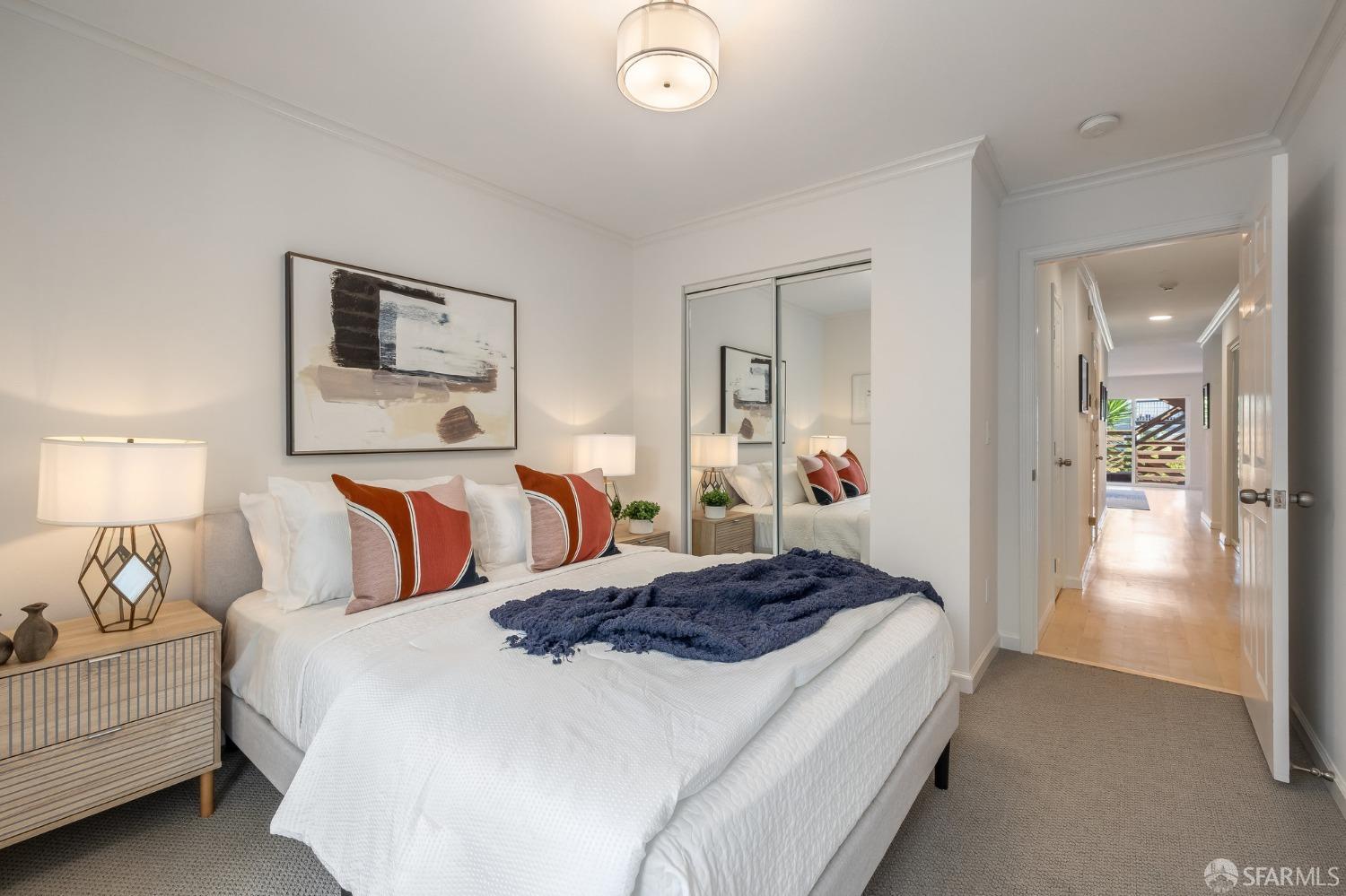 Photo #23: 423922393 Listing 