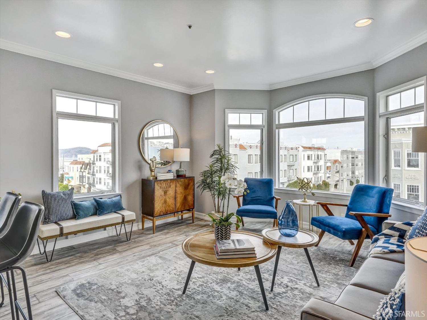 Detail Gallery Image 1 of 1 For 1921 Jefferson St #305,  San Francisco,  CA 94123 - 2 Beds | 2 Baths