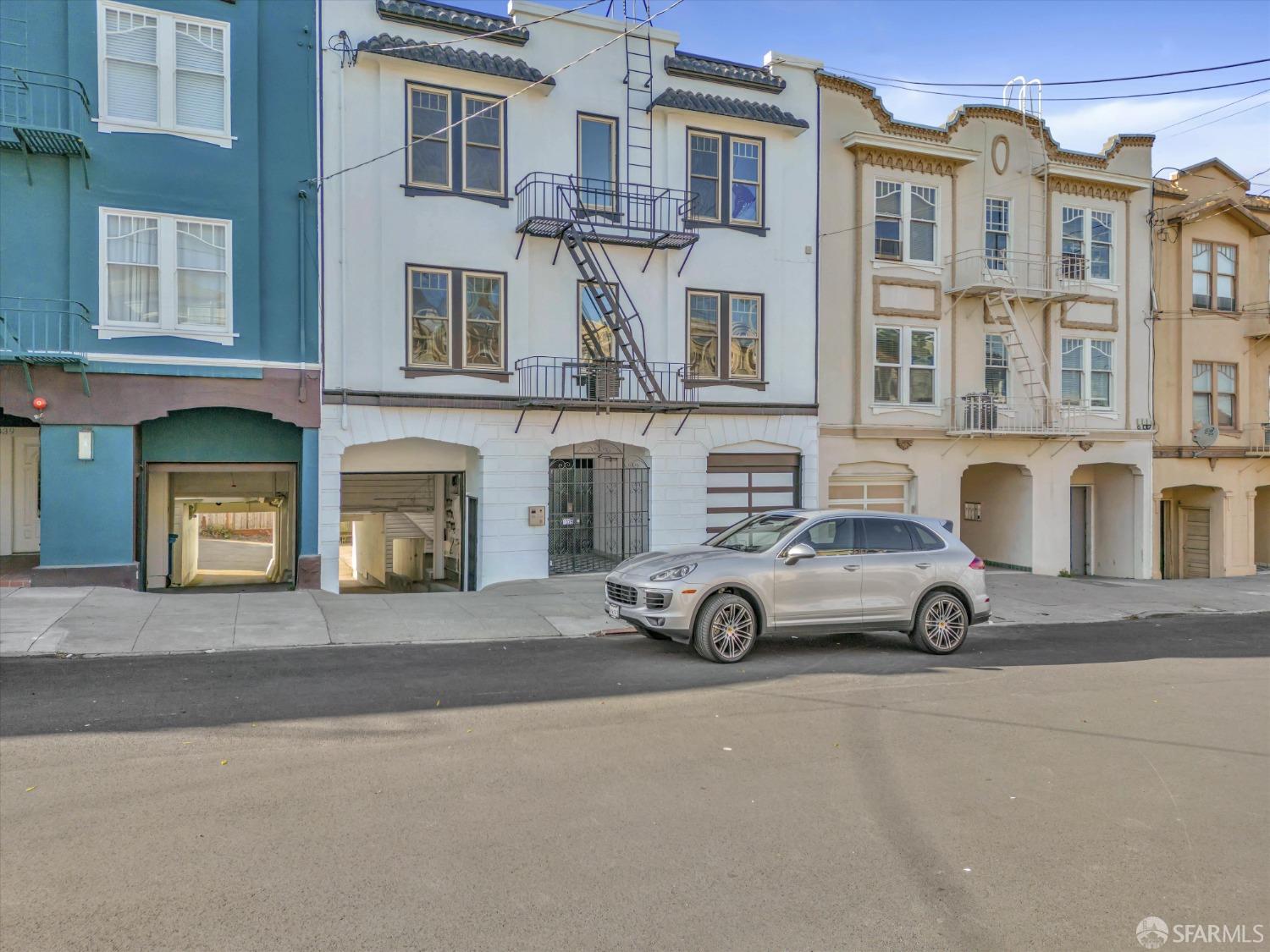 Photo #60: 423915766 Listing: Photo #60