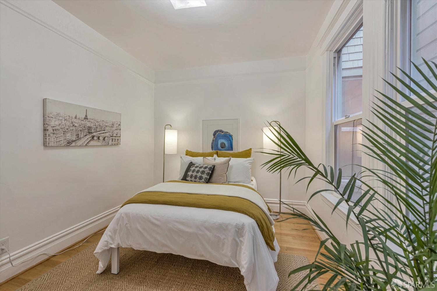Photo #22: 423918429 Listing 