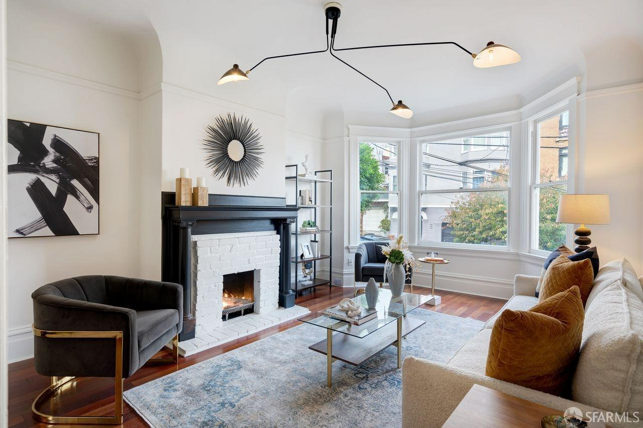 Detail Gallery Image 1 of 1 For 1037 Filbert St, San Francisco,  CA 94133 - 2 Beds | 1/1 Baths