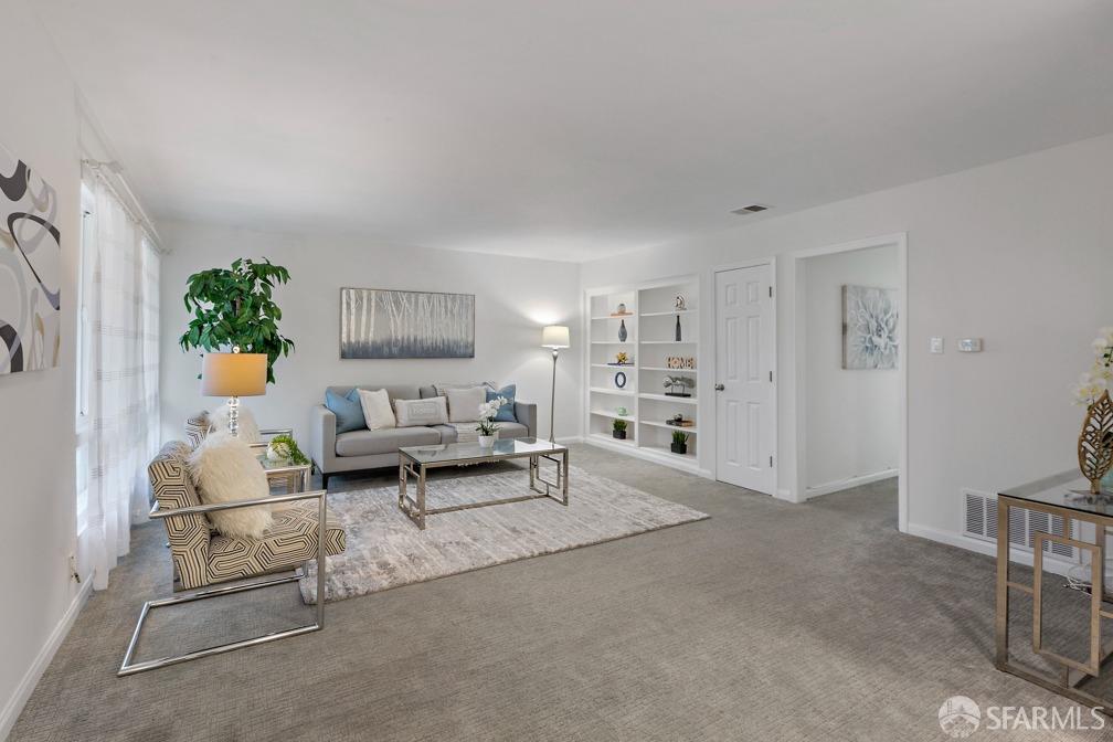 Detail Gallery Image 1 of 1 For 3033 Los Prados St #231,  San Mateo,  CA 94403 - 2 Beds | 2 Baths