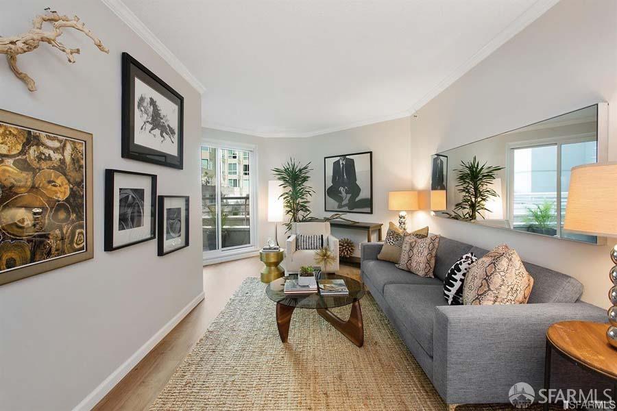 Detail Gallery Image 1 of 1 For 240 Lombard St #238,  San Francisco,  CA 94111 - 1 Beds | 1 Baths