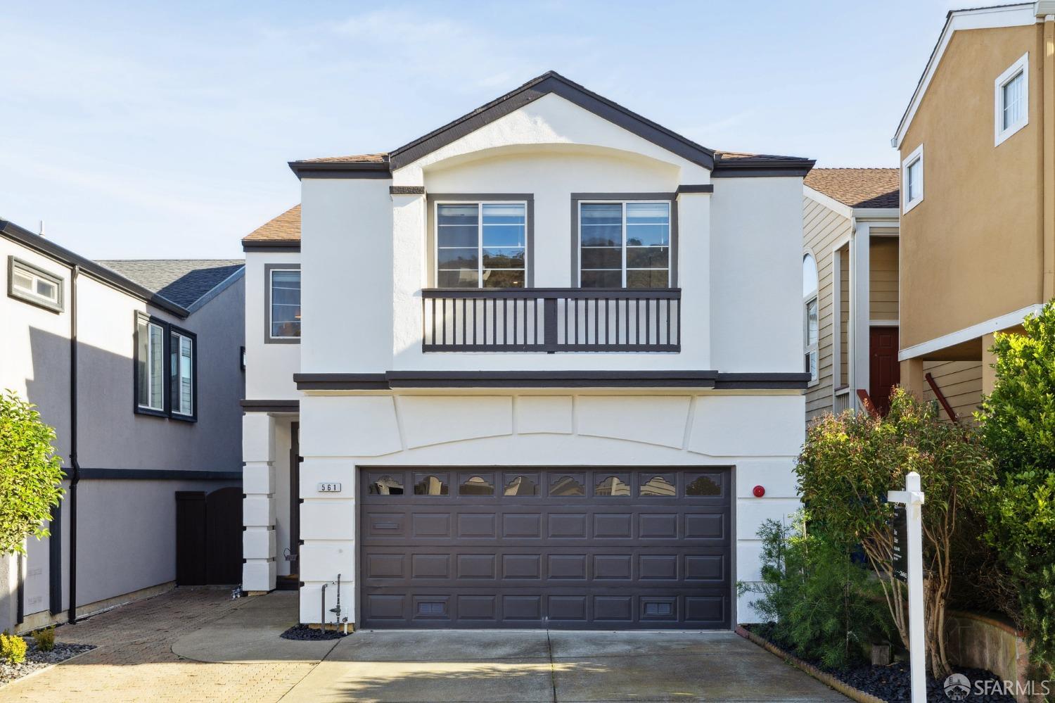 Detail Gallery Image 1 of 1 For 561 Alexis Cir, Daly City,  CA 94014 - 4 Beds | 2/1 Baths