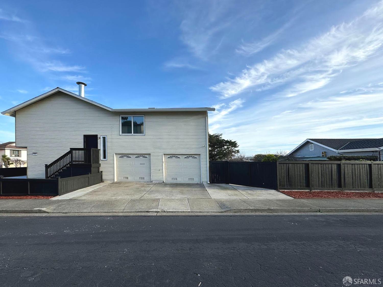 Detail Gallery Image 1 of 1 For 97 Plymouth Cir, Daly City,  CA 94015 - 3 Beds | 2 Baths