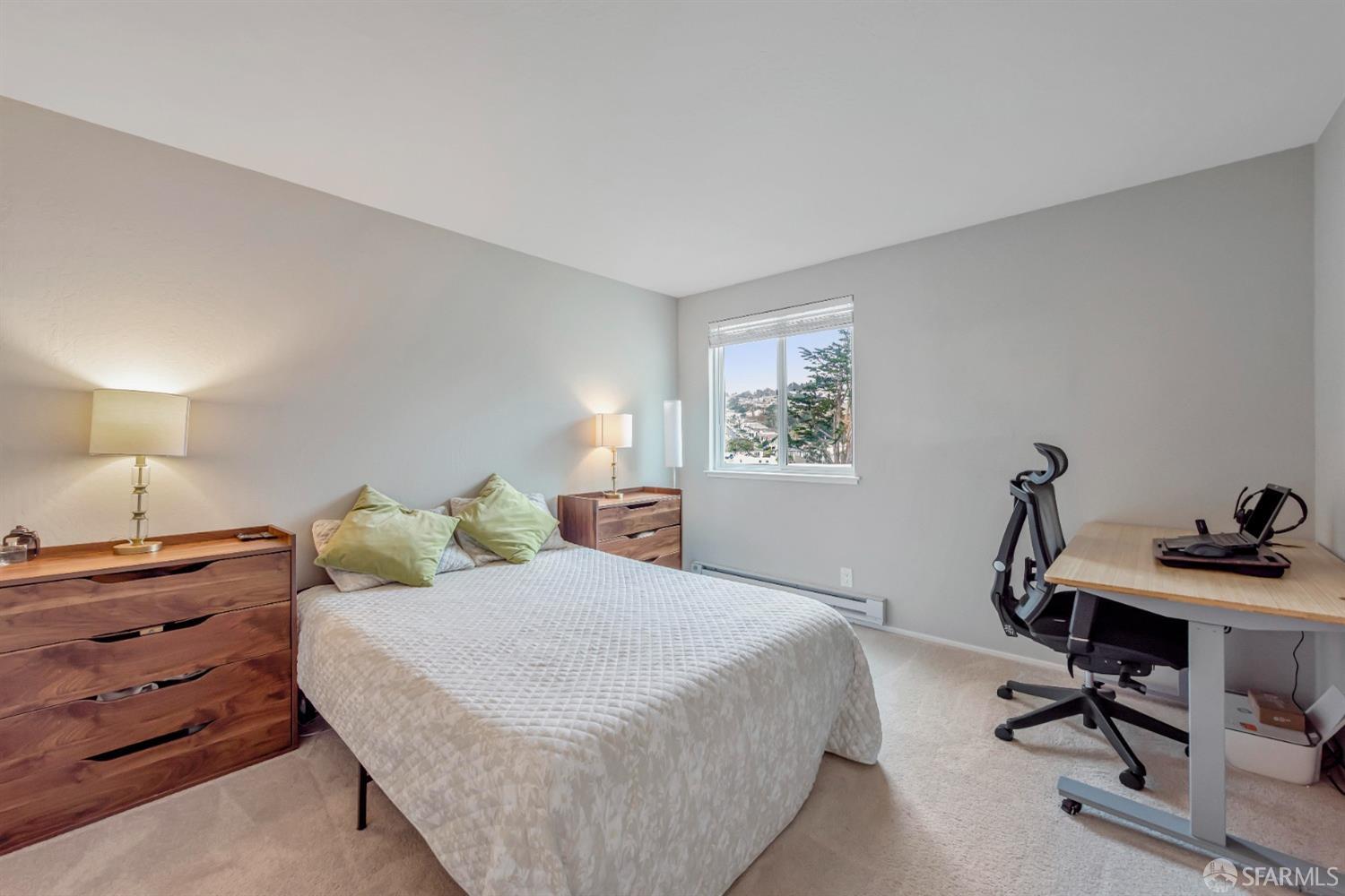Detail Gallery Image 8 of 14 For 5015 Palmetto Ave #12,  Pacifica,  CA 94044 - 2 Beds | 2 Baths