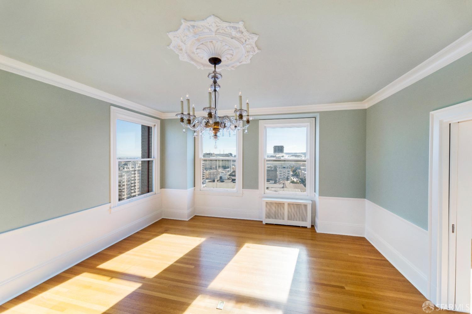 Detail Gallery Image 13 of 30 For 1800 Gough St #7,  San Francisco,  CA 94109 - 4 Beds | 4/1 Baths