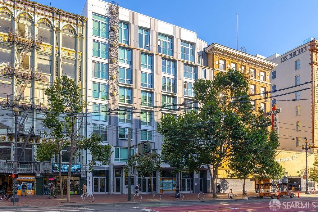 Detail Gallery Image 1 of 1 For 1075 Market St #513,  San Francisco,  CA 94103 - 2 Beds | 2 Baths