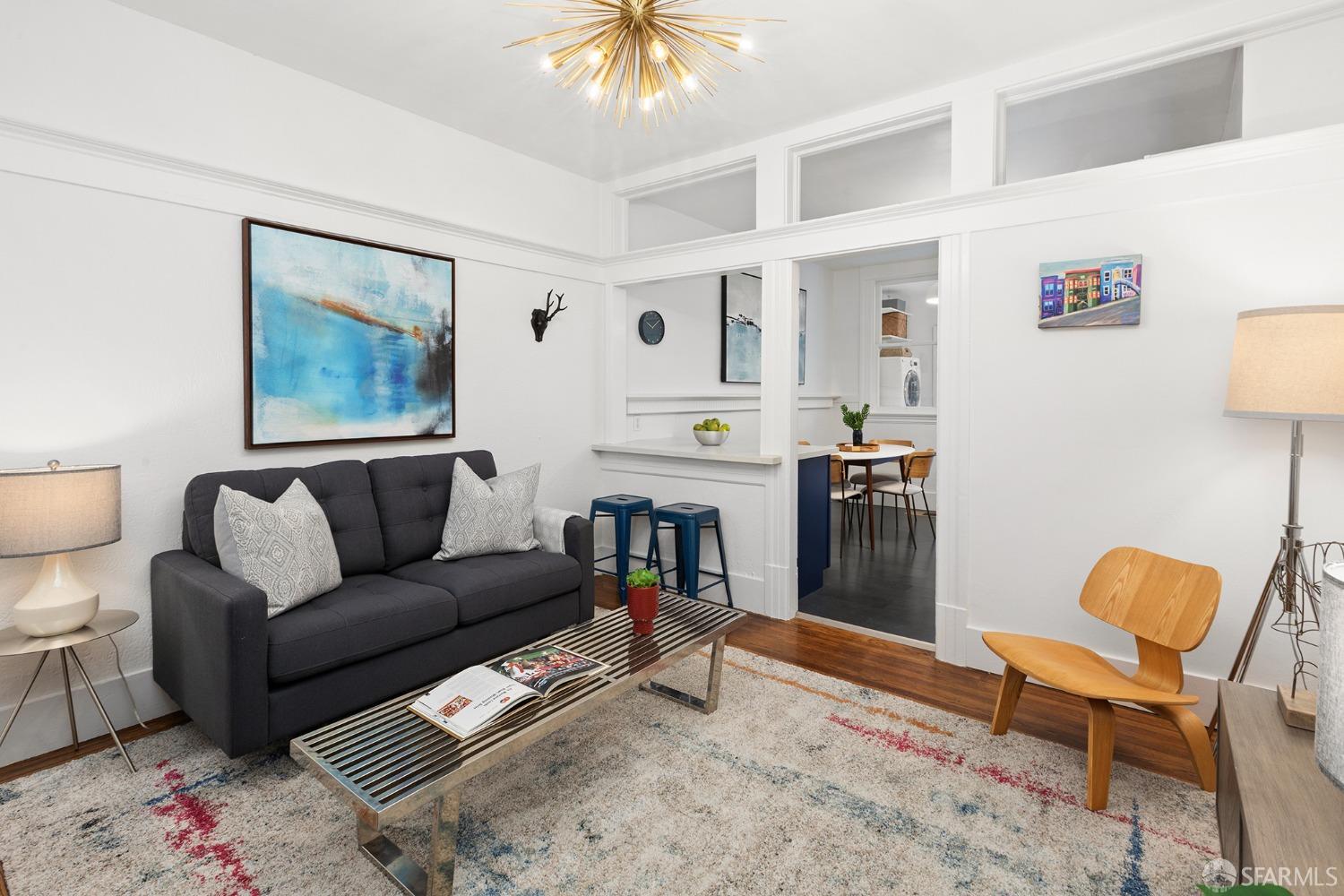 Detail Gallery Image 1 of 1 For 931 14th St, San Francisco,  CA 94114 - 2 Beds | 1 Baths