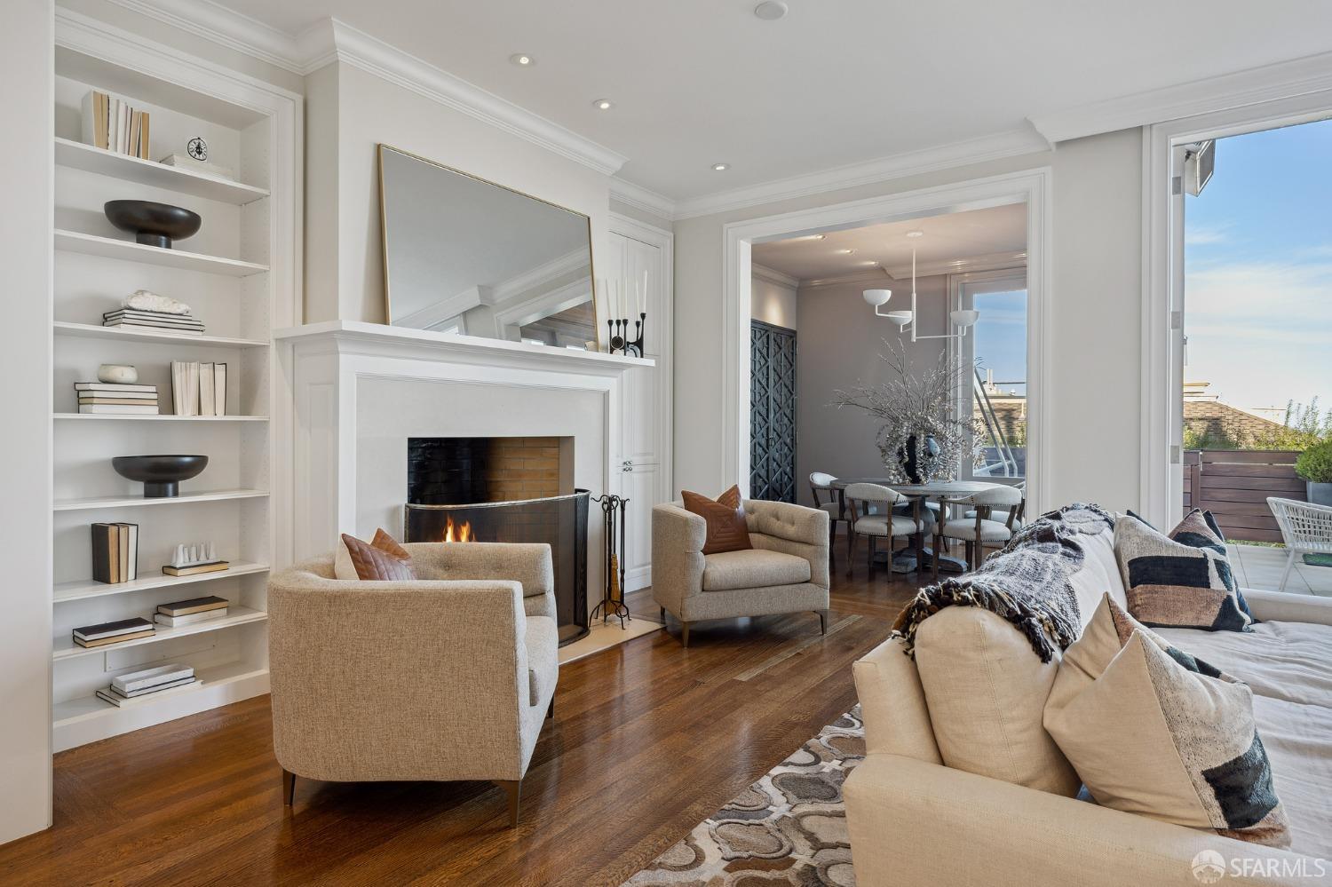 Detail Gallery Image 13 of 72 For 2480 Broadway St, San Francisco,  CA 94115 - 5 Beds | 3/2 Baths