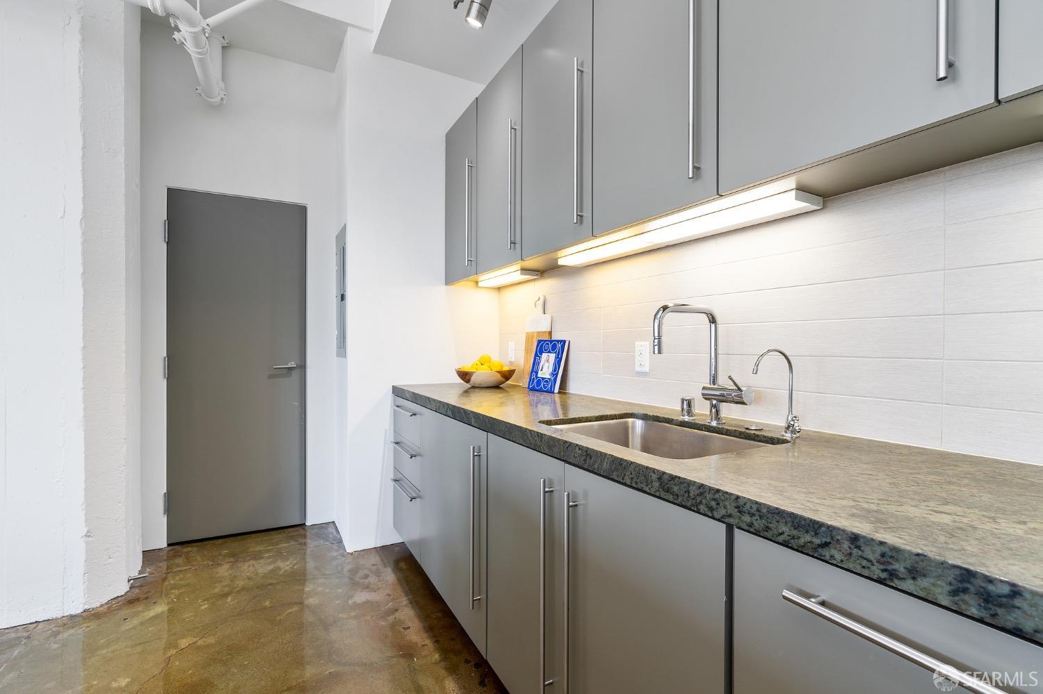 Detail Gallery Image 19 of 38 For 2 Mint Plz #704,  San Francisco,  CA 94103 - 1 Beds | 1 Baths