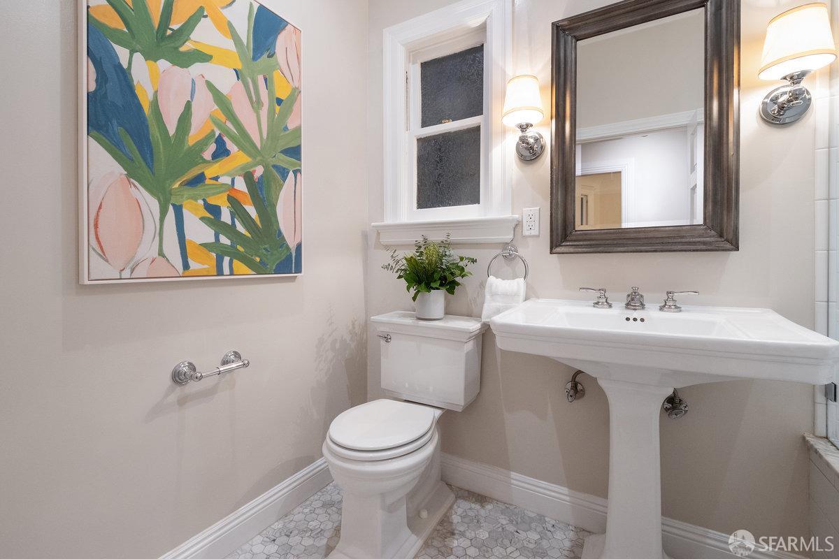 Detail Gallery Image 23 of 47 For 2286 Filbert St, San Francisco,  CA 94123 - 2 Beds | 1/1 Baths