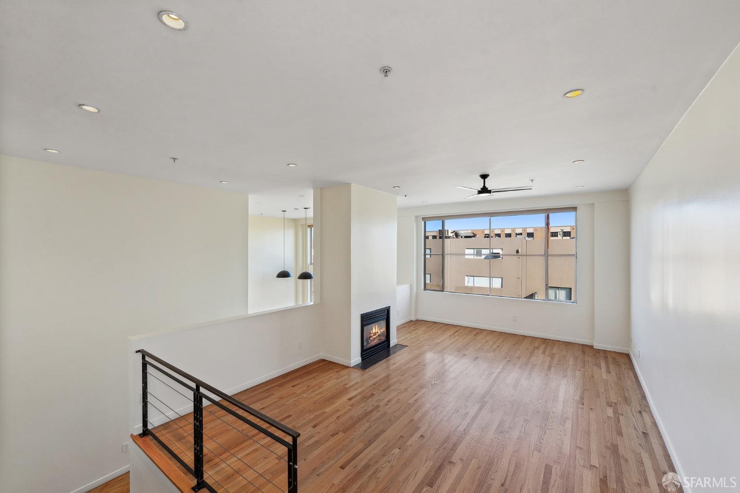 Detail Gallery Image 8 of 31 For 1578 Indiana St #1,  San Francisco,  CA 94107 - 2 Beds | 2 Baths