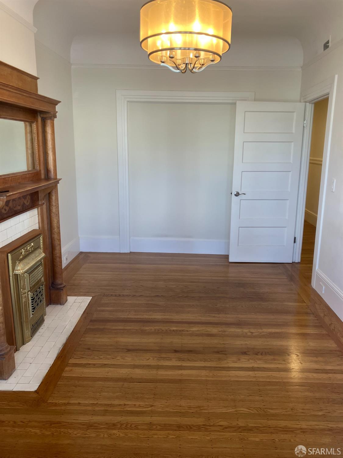 Detail Gallery Image 9 of 64 For 372 Dolores St 372a,  San Francisco,  CA 94110 - 3 Beds | 1 Baths
