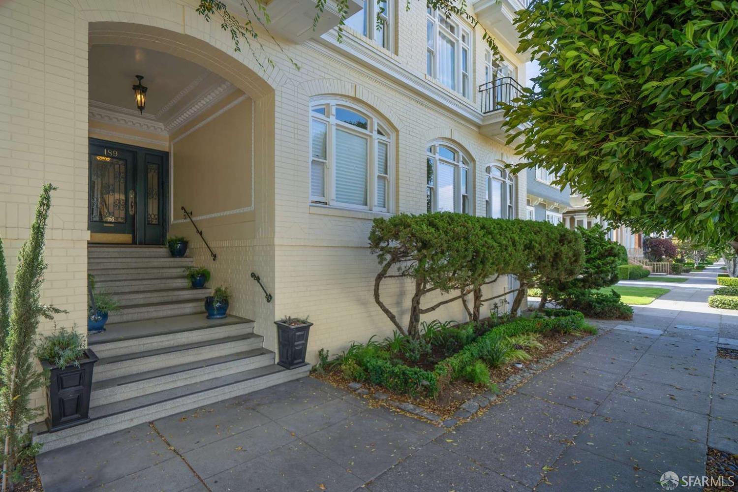 Photo of 189 Commonwealth Ave #5 in San Francisco, CA