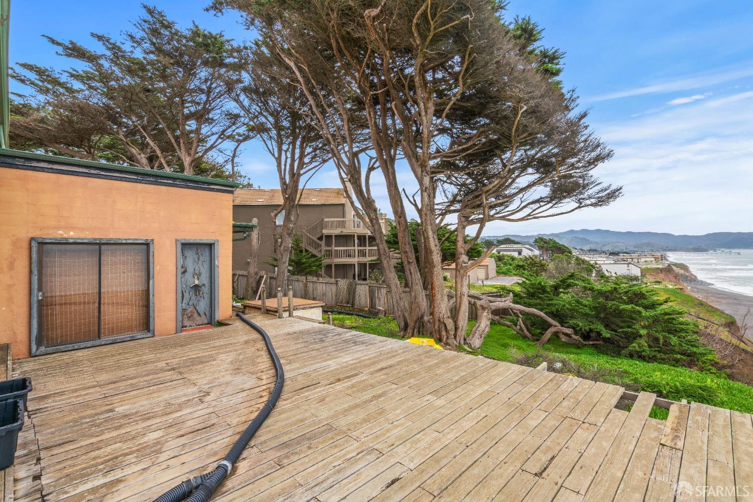 Detail Gallery Image 55 of 56 For 100 Palmetto Ave, Pacifica,  CA 94044 - 3 Beds | 2 Baths