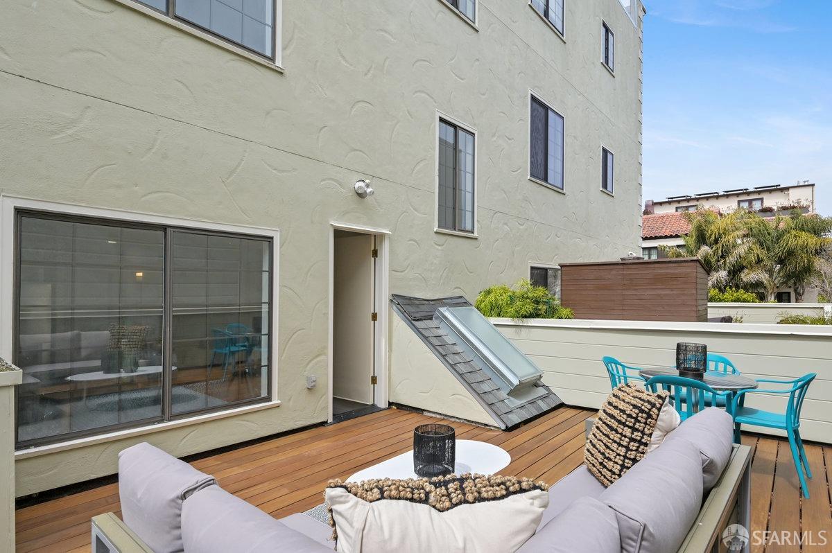 Detail Gallery Image 24 of 32 For 400 Avila St #106,  San Francisco,  CA 94123 - 2 Beds | 1 Baths